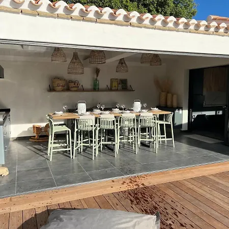 La Bosse Ile De Noirmoutier Pour 10 Personnes * L'Epine (Vendee)