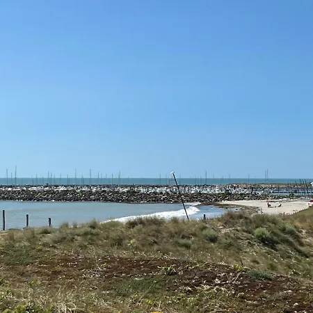 Villa La Bosse Ile De Noirmoutier Pour 10 Personnes L'Epine (Vendee)