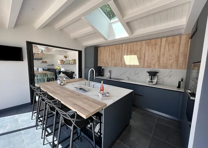 La Bosse Ile De Noirmoutier Pour 10 Personnes Villa L'Epine (Vendee)