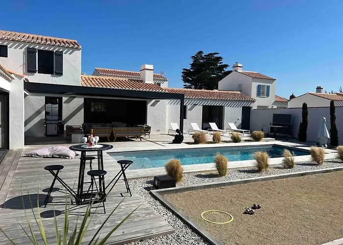 La Bosse Ile De Noirmoutier Pour 10 Personnes * L'Epine (Vendee)